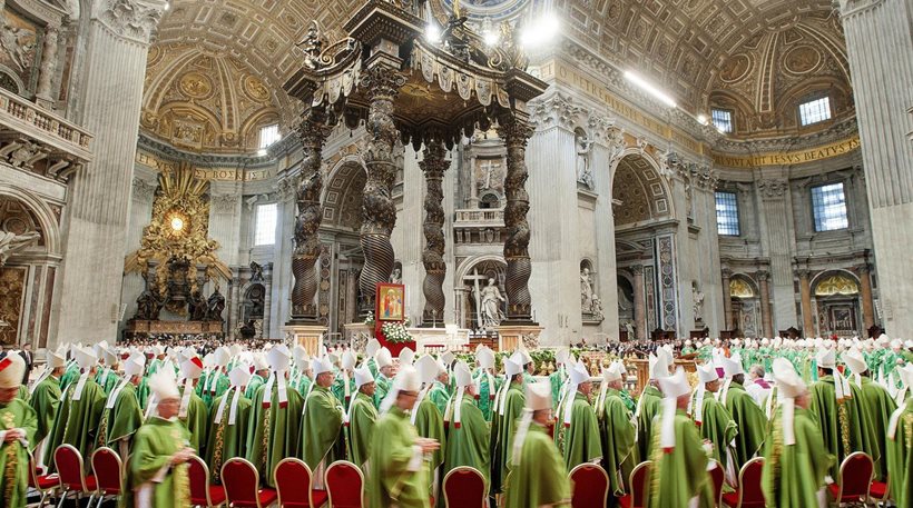 Το Βατικανό στέλνει τους ομοφυλόφιλους ιερείς σε μοναστήρι στις Άλπεις για να… θεραπευθούν